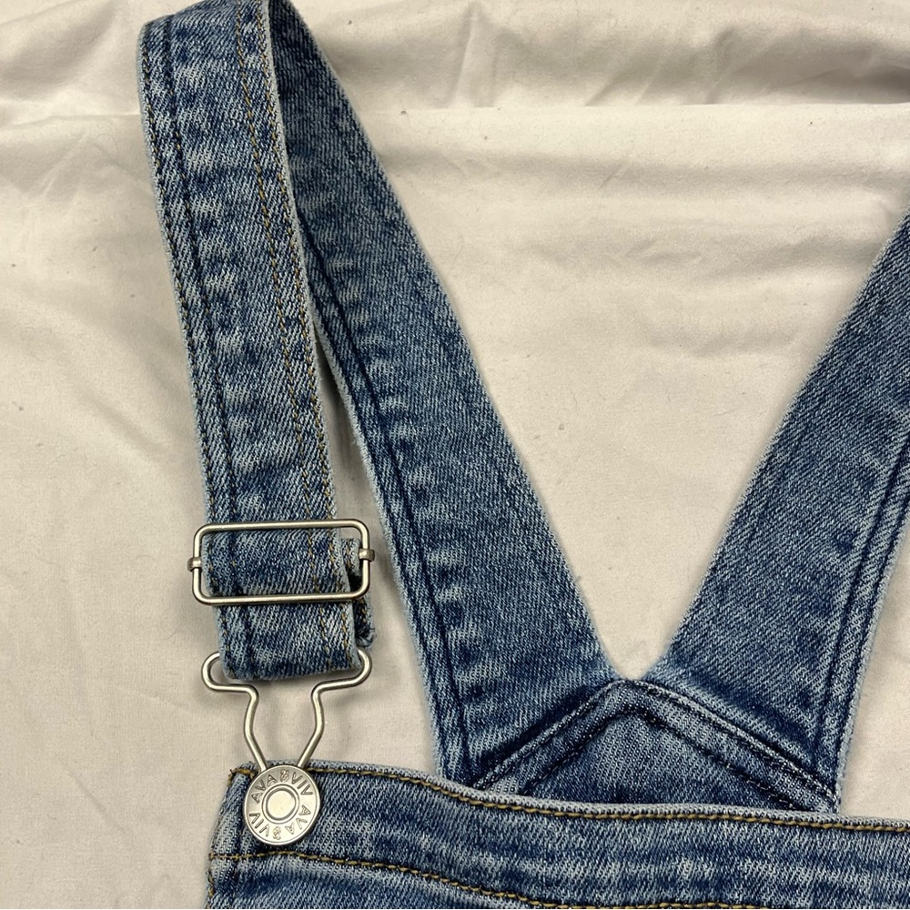 Ava & Viv Light wash Overall Shorts Size 20 - Picture 4 of 9